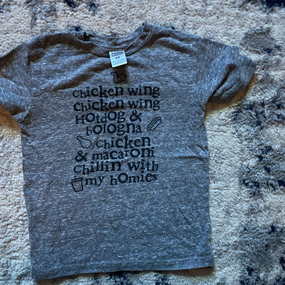 Chicken Wing 6y tshirt for kids.